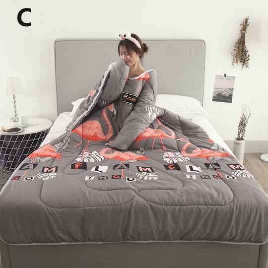 Winter Lazy Quilt with Sleeves Dress Me Up