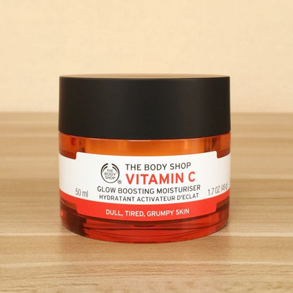 Vitamin C Whitening Moisturizing Gel Dress Me Up